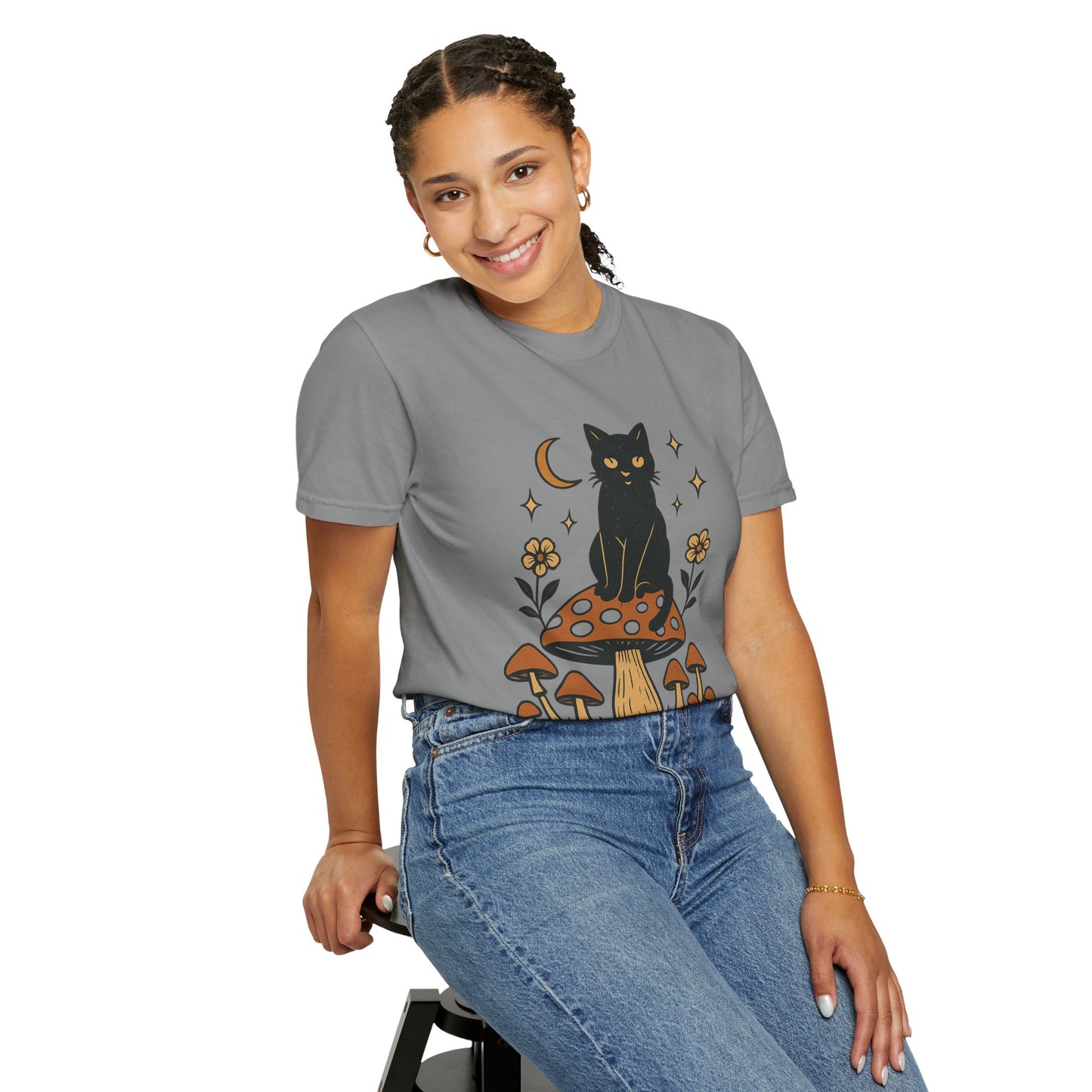 Stay Weird Cat T-Shirt | Unisex Vintage Graphic Tee | Boho Aesthetic Apparel | Unique Cat Lover Gift