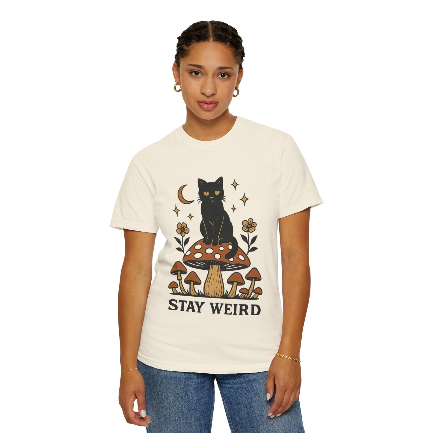 Stay Weird Cat T-Shirt | Unisex Vintage Graphic Tee | Boho Aesthetic Apparel | Unique Cat Lover Gift