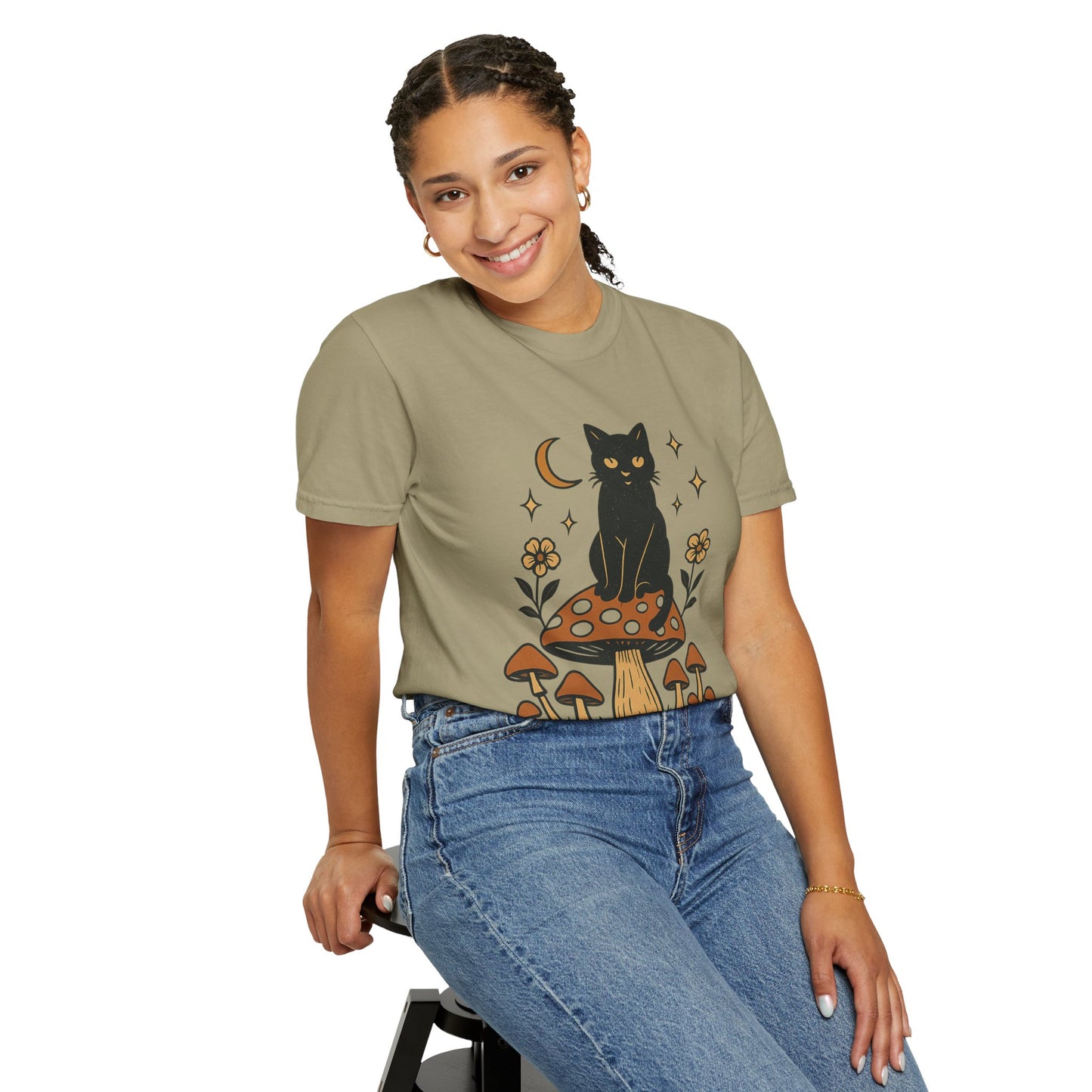 Stay Weird Cat T-Shirt | Unisex Vintage Graphic Tee | Boho Aesthetic Apparel | Unique Cat Lover Gift