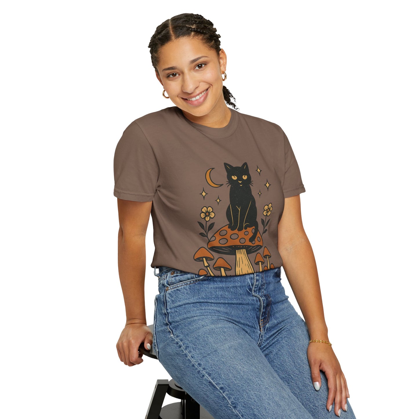 Stay Weird Cat T-Shirt | Unisex Vintage Graphic Tee | Boho Aesthetic Apparel | Unique Cat Lover Gift