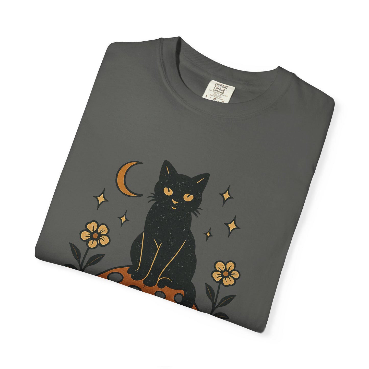 Stay Weird Cat T-Shirt | Unisex Vintage Graphic Tee | Boho Aesthetic Apparel | Unique Cat Lover Gift