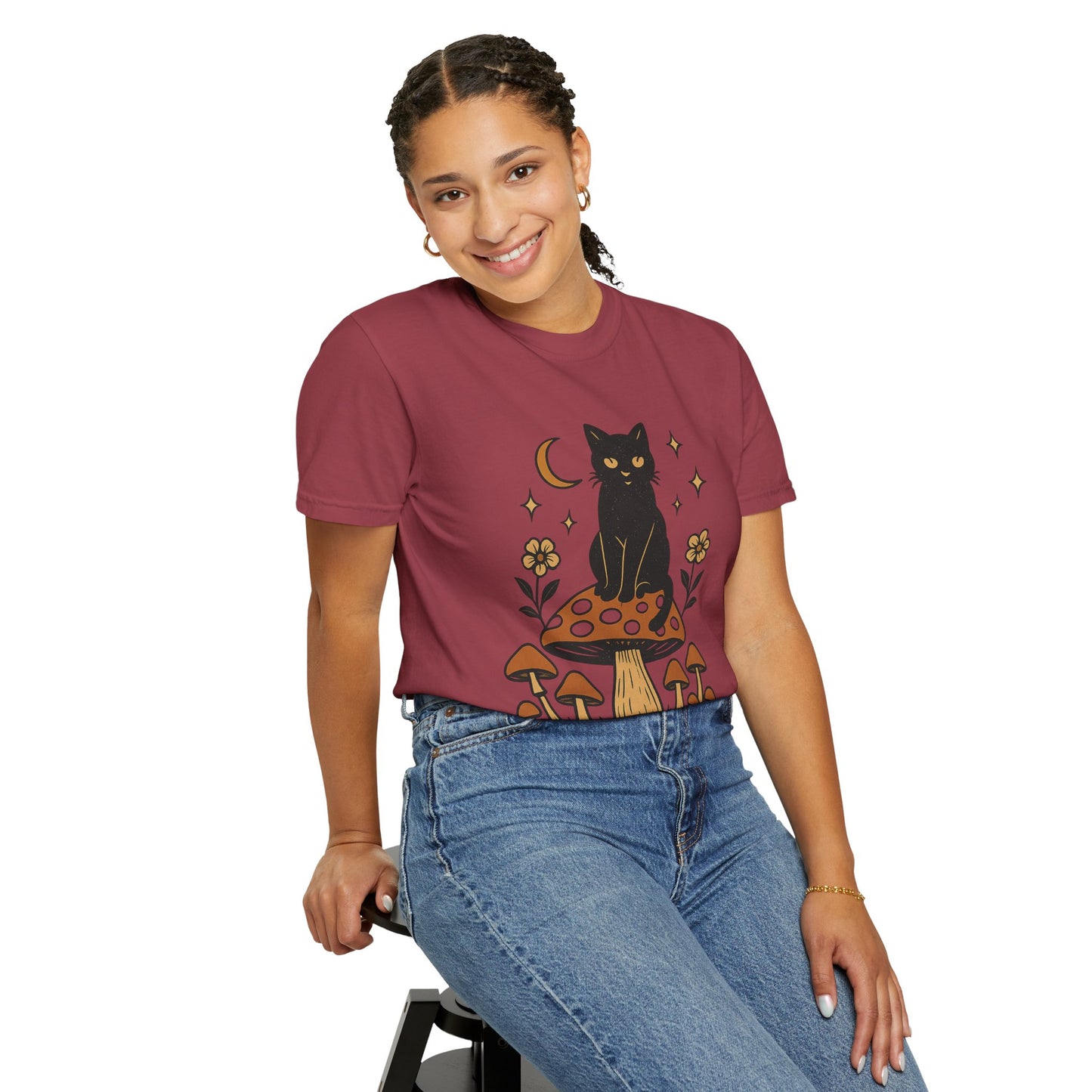 Stay Weird Cat T-Shirt | Unisex Vintage Graphic Tee | Boho Aesthetic Apparel | Unique Cat Lover Gift
