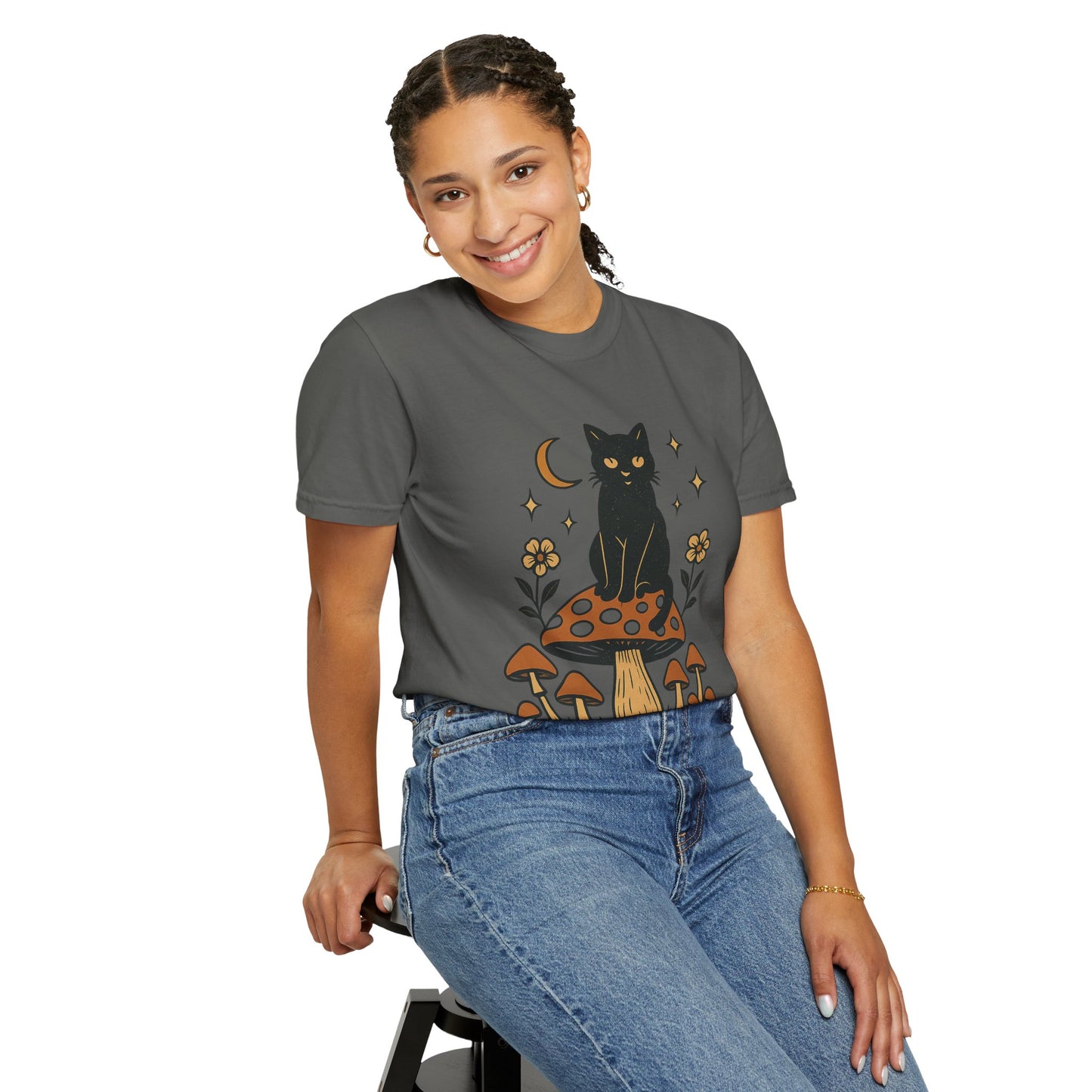 Stay Weird Cat T-Shirt | Unisex Vintage Graphic Tee | Boho Aesthetic Apparel | Unique Cat Lover Gift