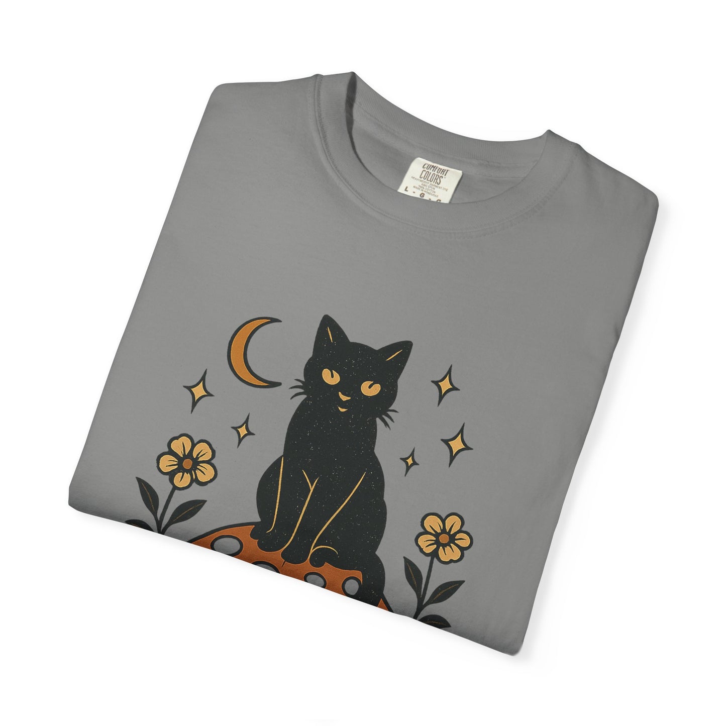 Stay Weird Cat T-Shirt | Unisex Vintage Graphic Tee | Boho Aesthetic Apparel | Unique Cat Lover Gift