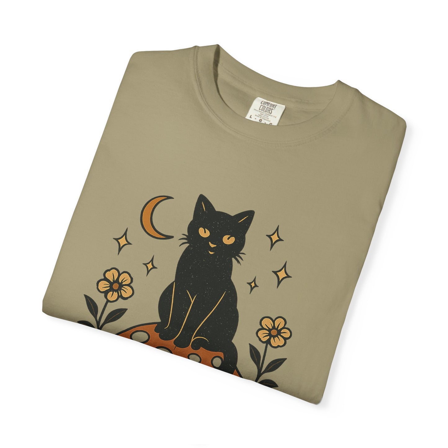 Stay Weird Cat T-Shirt | Unisex Vintage Graphic Tee | Boho Aesthetic Apparel | Unique Cat Lover Gift