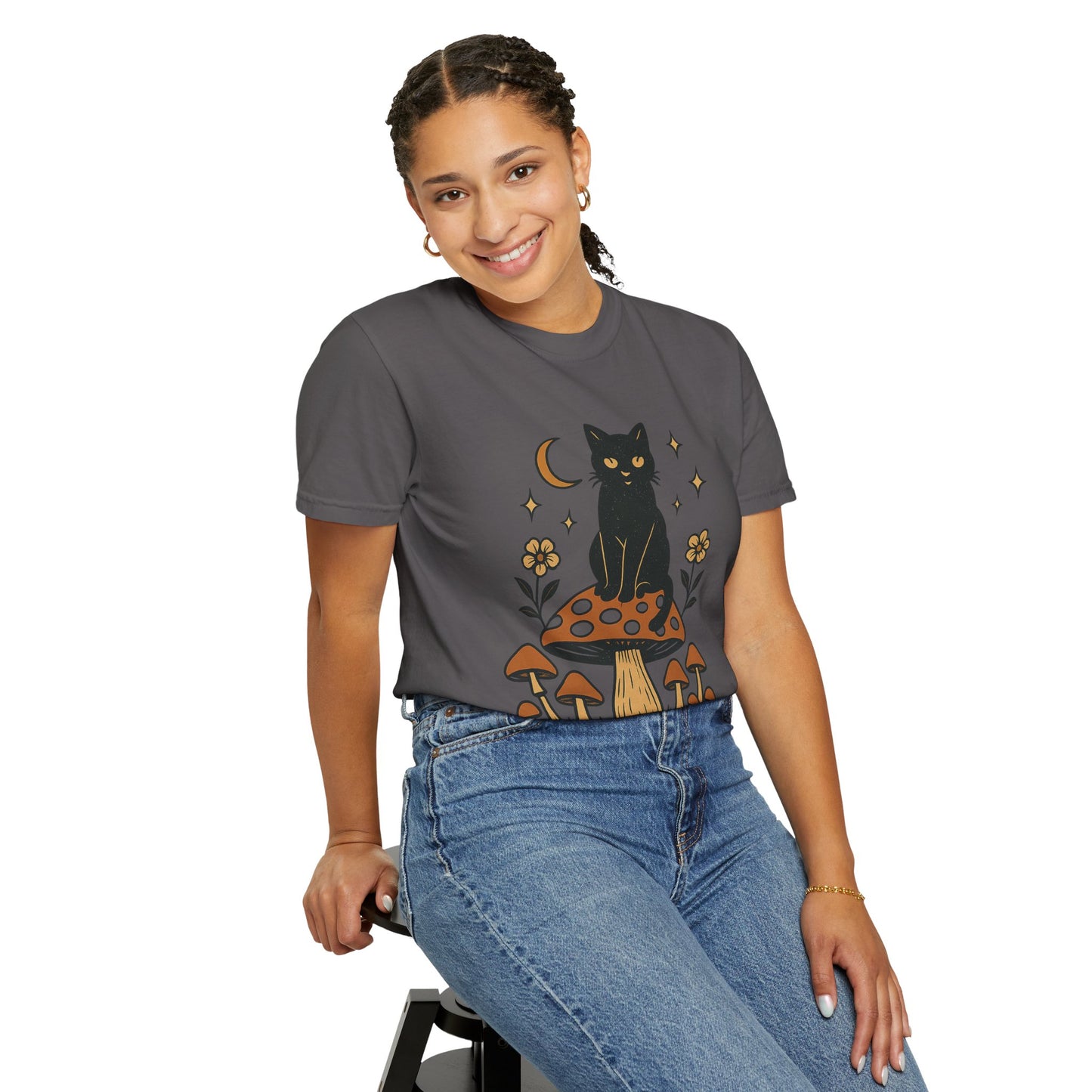 Stay Weird Cat T-Shirt | Unisex Vintage Graphic Tee | Boho Aesthetic Apparel | Unique Cat Lover Gift
