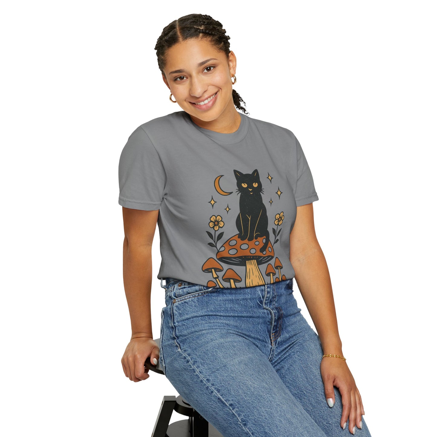 Stay Weird Cat T-Shirt | Unisex Vintage Graphic Tee | Boho Aesthetic Apparel | Unique Cat Lover Gift