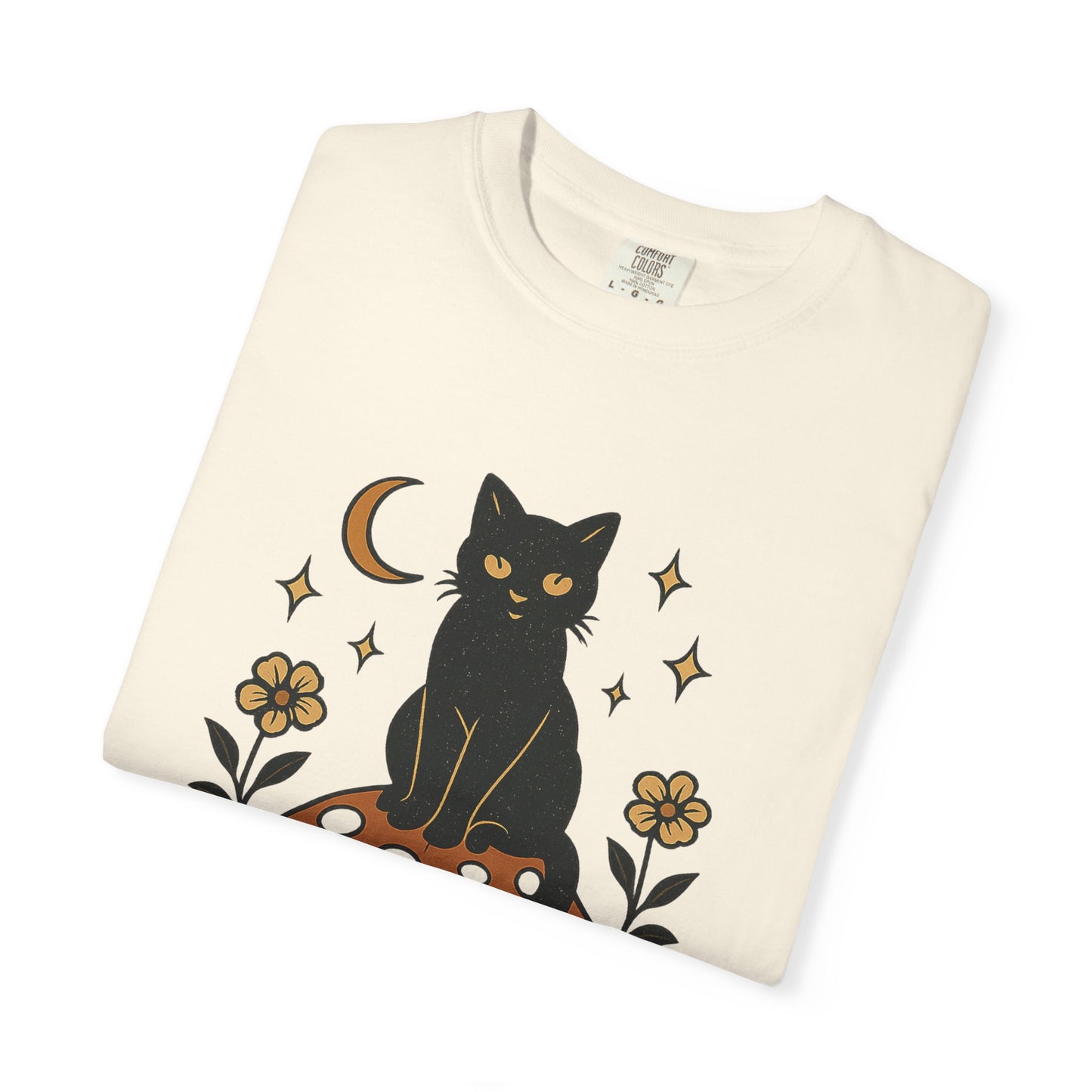 Stay Weird Cat T-Shirt | Unisex Vintage Graphic Tee | Boho Aesthetic Apparel | Unique Cat Lover Gift