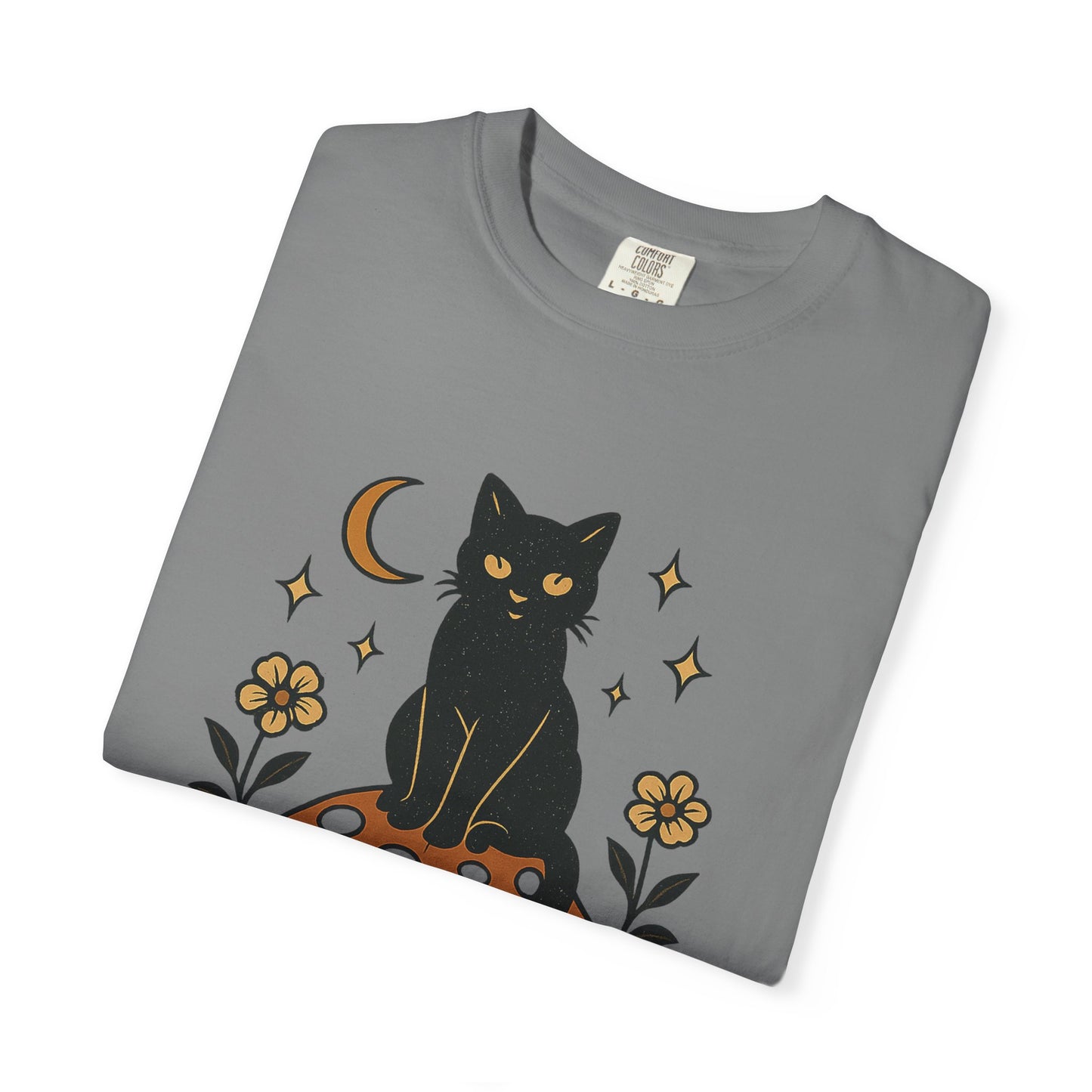 Stay Weird Cat T-Shirt | Unisex Vintage Graphic Tee | Boho Aesthetic Apparel | Unique Cat Lover Gift