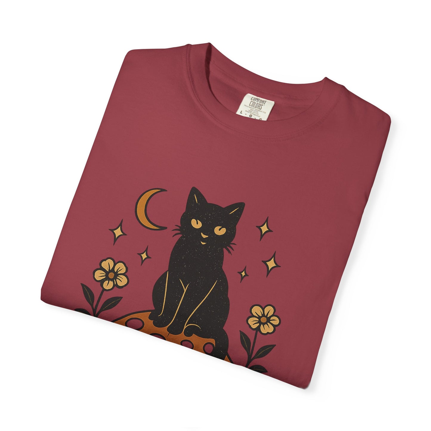 Stay Weird Cat T-Shirt | Unisex Vintage Graphic Tee | Boho Aesthetic Apparel | Unique Cat Lover Gift