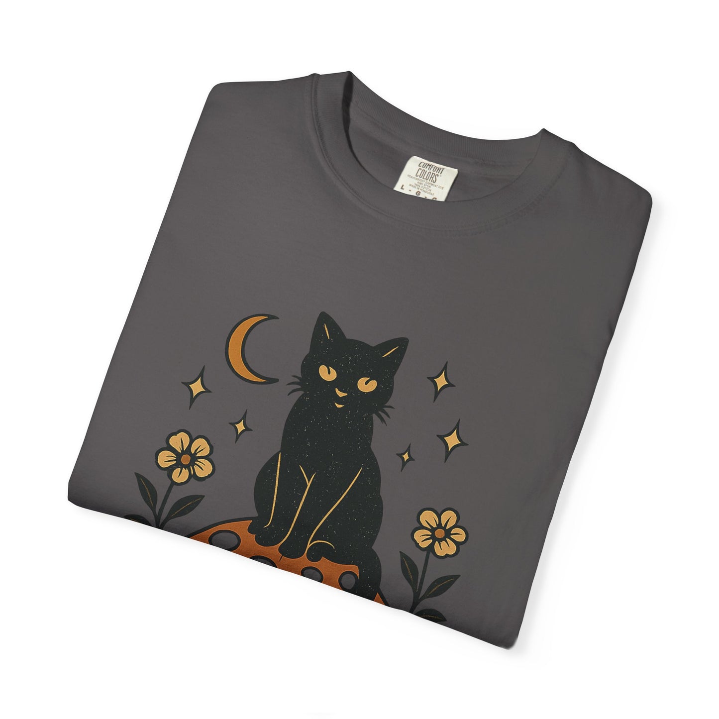 Stay Weird Cat T-Shirt | Unisex Vintage Graphic Tee | Boho Aesthetic Apparel | Unique Cat Lover Gift